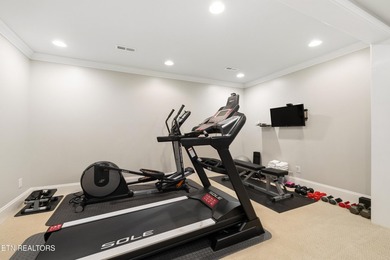 Welcome to an extraordinary waterfront community residence where - photo 28