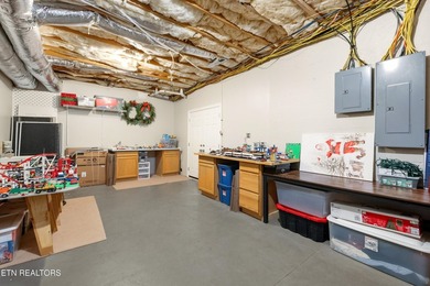 Welcome to an extraordinary waterfront community residence where - photo 29