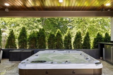 Welcome to an extraordinary waterfront community residence where - photo 33