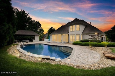 Welcome to an extraordinary waterfront community residence where - photo 39