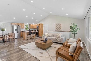 Welcome home to this beautifully updated 4-bedroom, 2-bath ranch - photo 5