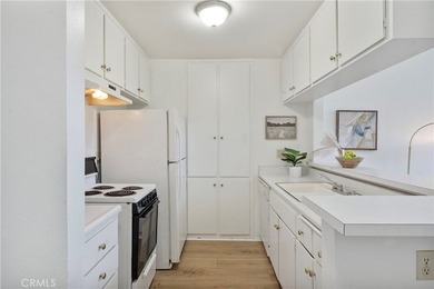 Experience comfort and coastal calm in this beautifully situated - photo 8