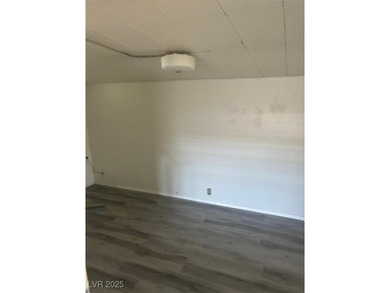 ONE Car garage ,2 Bedroom Home with a large covered deck and