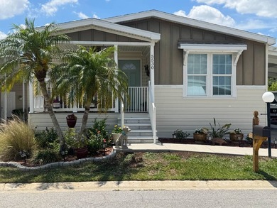 Welcome toWindmill Manor, conveniently located inBradentonjust - photo 2