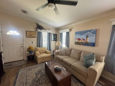 Welcome toWindmill Manor, conveniently located inBradentonjust - photo 9