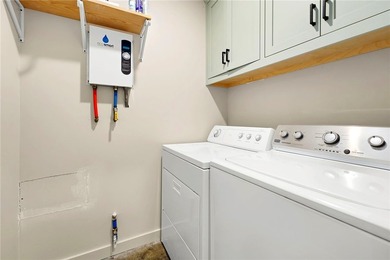 Newly constructed in 2024 3-bedroom, 2-bath modern retreat on 6 - photo 15