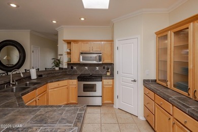 RARE MOST AMAZING VIEWS IN TOWN - LOVELY POOL HOME ON 2 MARRIED - photo 6