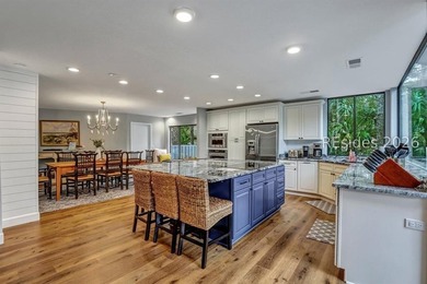 Unique home with a covered, heated pool and bi-fold doors that - photo 25