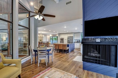 Unique home with a covered, heated pool and bi-fold doors that - photo 33