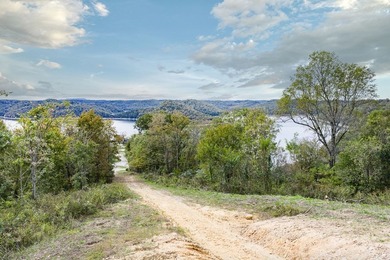 Over 7 acres of unrestricted lake views of Center Hill Lake near - photo 5