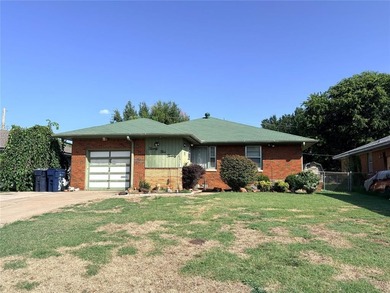 Welcome home if you need lots of space and bedrooms! This one is - photo 4