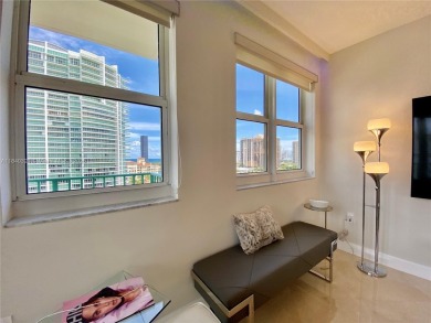 Beautifully corner unit, largest line in the 3/3 units. Done