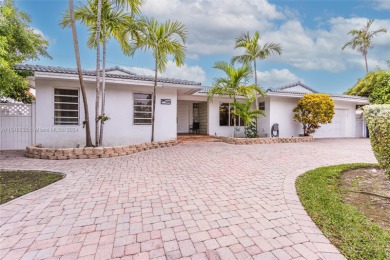 Maule Lake Home For Sale in North Miami Beach Florida