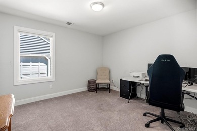 Welcome to 11 Jackson Street in East Islip-a beautifully - photo 21