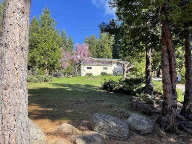 Lake Home For Sale in Lake Almanor, California