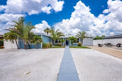 TURNKEY WATERFRONT PARADISE WITH DIRECT GULF ACCESS! Experience - photo 3