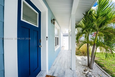 TURNKEY WATERFRONT PARADISE WITH DIRECT GULF ACCESS! Experience - photo 4