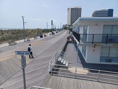 LOWEST CONDO FEE in AC! This ground floor beach block studio - photo 32