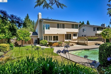 Beautifully updated in the sought-after Vista San Ramon - photo 3