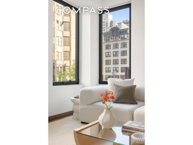 A refined one-bedroom residence with a study and two full baths - photo 4