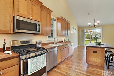 Located in Newport Cove, Antioch's premier waterfront community - photo 5