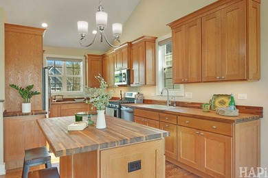 Located in Newport Cove, Antioch's premier waterfront community - photo 8