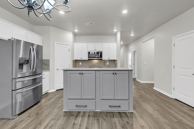 Welcome to Kings River at Litchfield Plantation, where timeless - photo 15