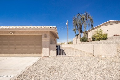 Beautifully maintained single-owner home offering 3 bedrooms, 2 - photo 5