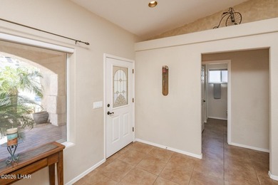 Beautifully maintained single-owner home offering 3 bedrooms, 2 - photo 7
