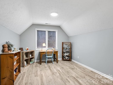 Imagine arriving to a beautifully appointed, fully furnished - photo 22