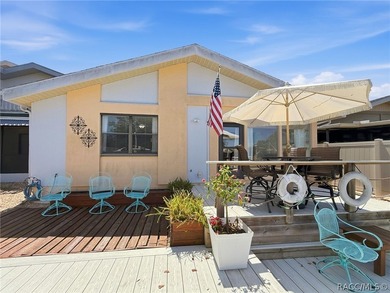 Welcome to waterfront living in the heart of Homosassa! Located - photo 44