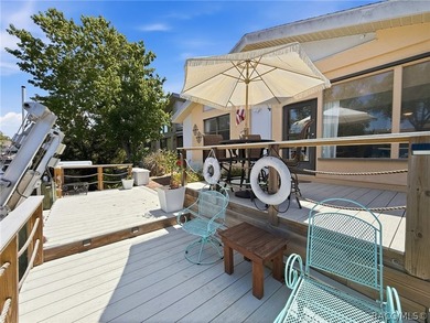 Welcome to waterfront living in the heart of Homosassa! Located - photo 46