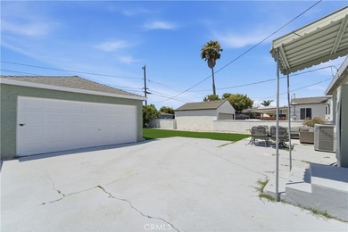 Welcome to sunny torrance. This home is a renovated modern 3 - photo 9
