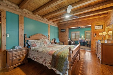 Discover an exceptional lakefront retreat on Lake Secession-a - photo 12