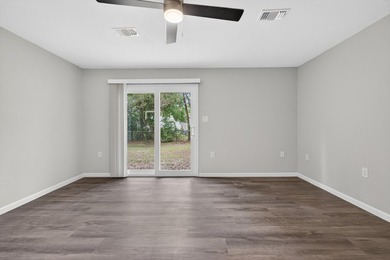 Centrally located in the heart of Fort Walton Beach, this - photo 16