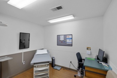 This commercial property offers a prime investment opportunity