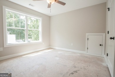 This is a custom home builder. Not your typical spec home! The - photo 23