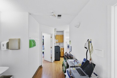 This commercial property offers a prime investment opportunity