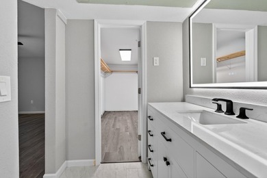 Centrally located in the heart of Fort Walton Beach, this - photo 25