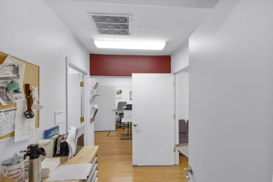 This commercial property offers a prime investment opportunity