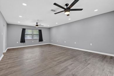 Centrally located in the heart of Fort Walton Beach, this - photo 35