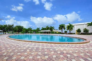 Welcome to this beautifully renovated 2 bed 2 bath spacious - photo 40
