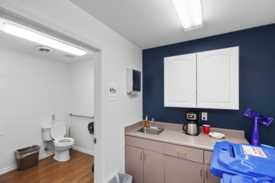 This commercial property offers a prime investment opportunity