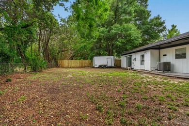 Centrally located in the heart of Fort Walton Beach, this - photo 47