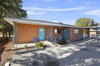 This commercial property offers a prime investment opportunity