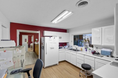 This commercial property offers a prime investment opportunity