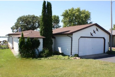 Lost Island Lake  Home Sale Pending in Ruthven Iowa