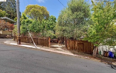 Charming Turn-of-the-Century Opportunity in Point Richmond! - photo 4