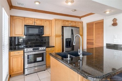 Sandpiper Villa furnished with 2 bedrooms and 2.5 bathrooms with - photo 11