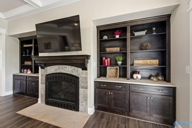 Rare opportunity to own a custom full-brick home on 20 - photo 14